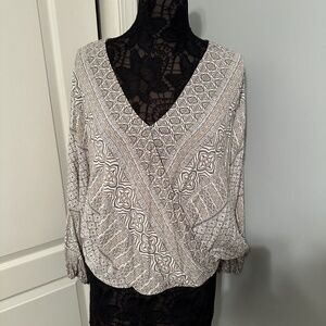 Balloon Sleeve Cross Over Top Women L By Stanton